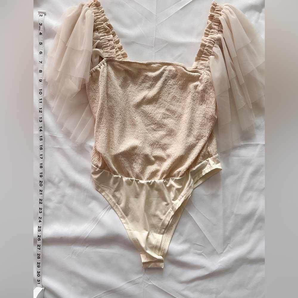 SHEIN Cream Puff Sleeve Textured Bodysuit